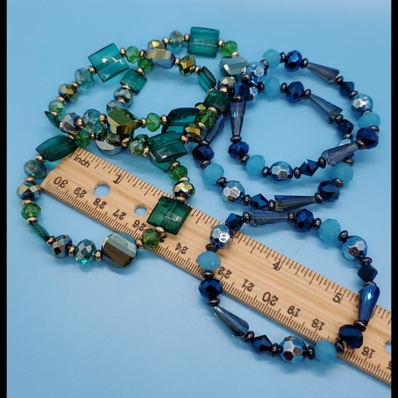 Lot of 6 Stretchy Blue green iridescent crystal beaded Faux Gemstones Bracelets - Picture 4 of 9